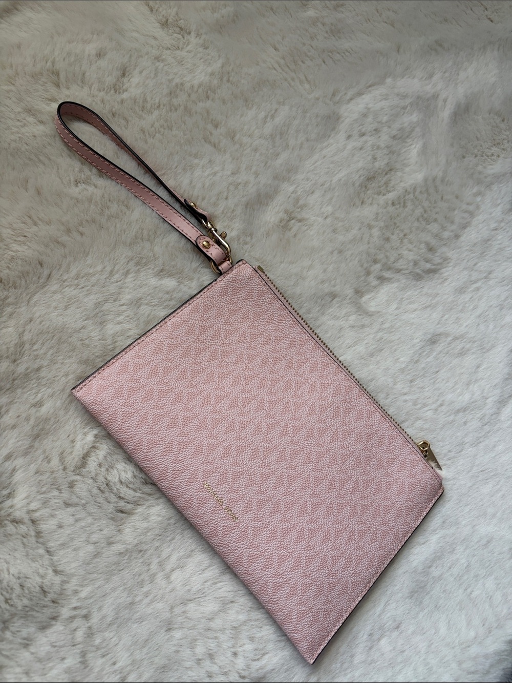 Michael Kors Blush Pink Signature Wristlet Pouch never worn
